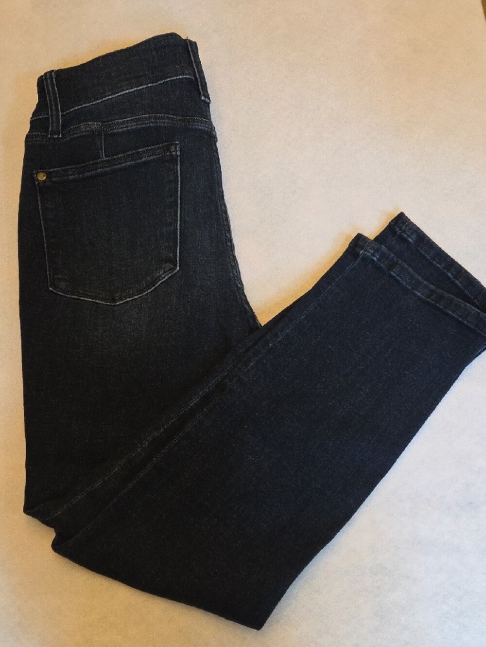 Judy Blue Dark Wash Capri Jeans. Size 11/30 - Picture 5 of 5